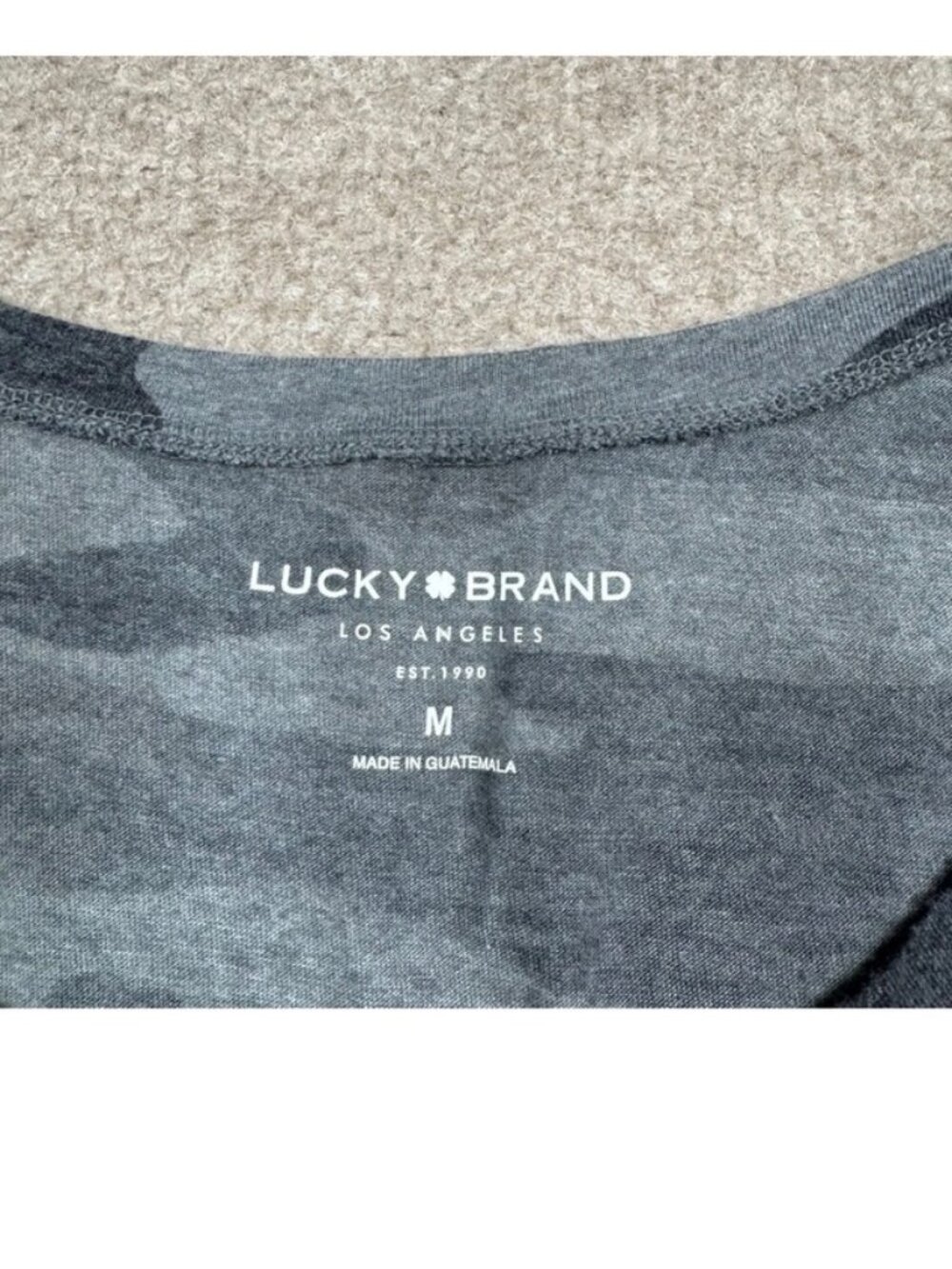 Lucky Brand T Shirt Womens Size M Black Gray Short Sleeve Crew Neck Casual - Picture 3 of 6